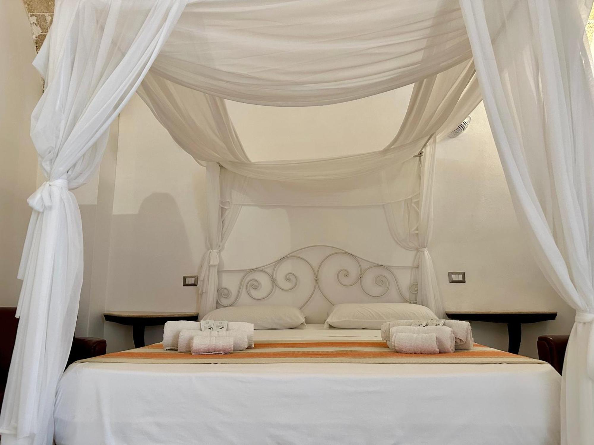 Palazzo Piccioli Hotel Gallipoli Bagian luar foto