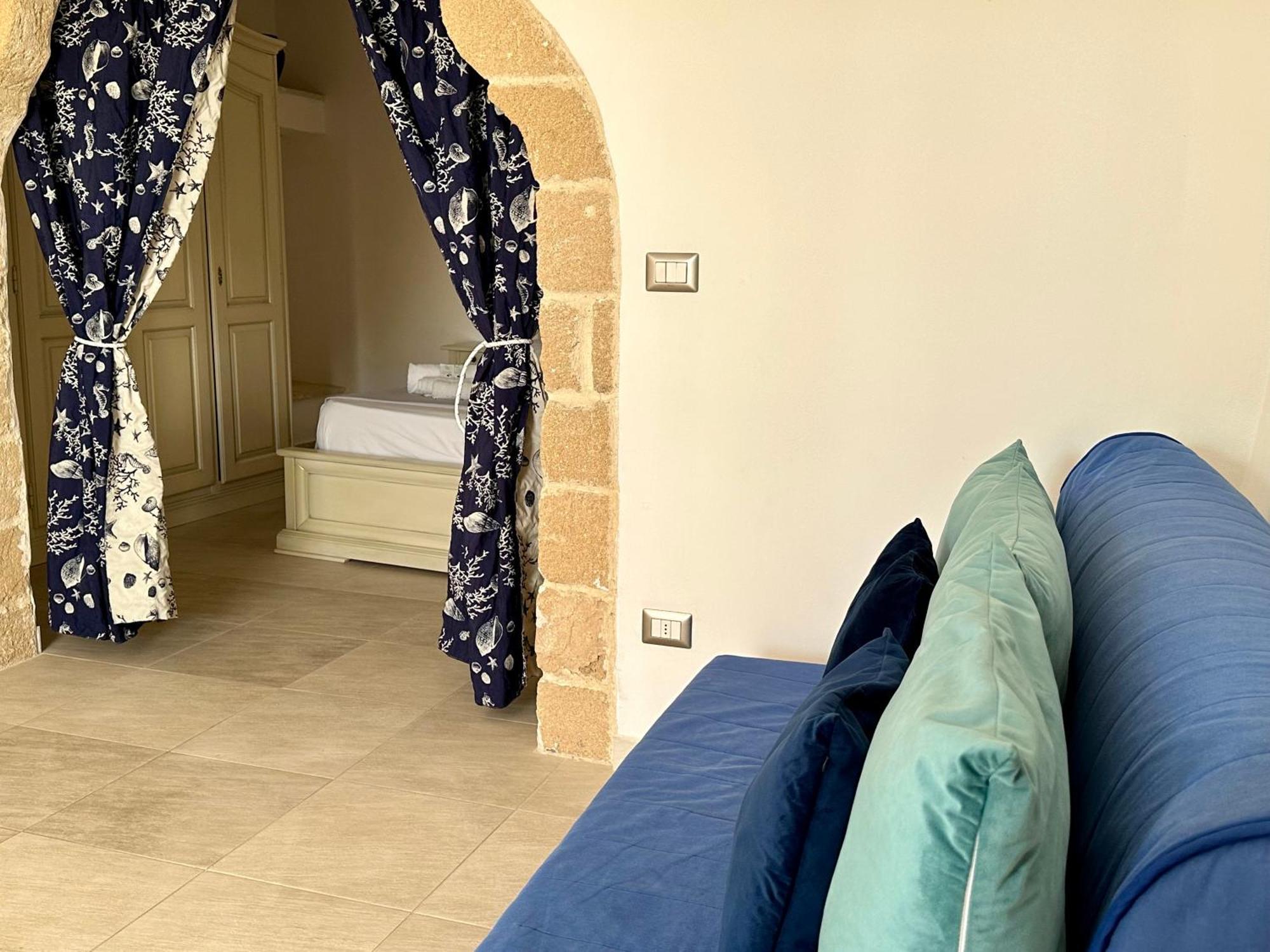 Palazzo Piccioli Hotel Gallipoli Bagian luar foto